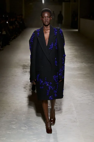 Look 46